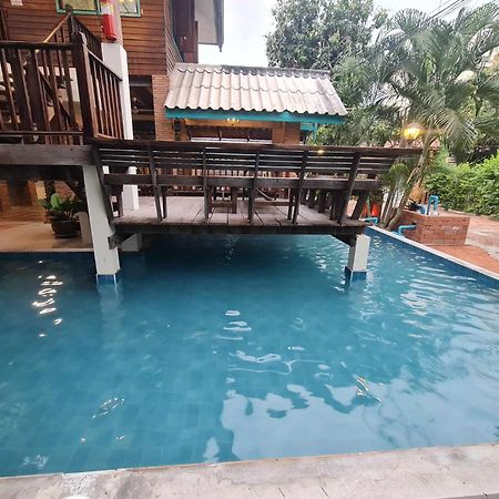 Appartement Tepbunthomhouse Ayutthaya Extérieur photo